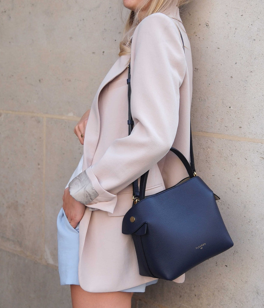 Medium Swann | Bleu Marine - Fleuron Paris