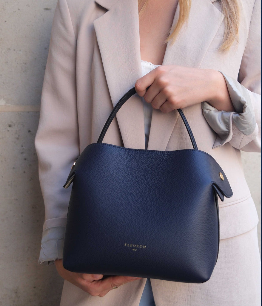 Medium Swann | Bleu Marine - Fleuron Paris