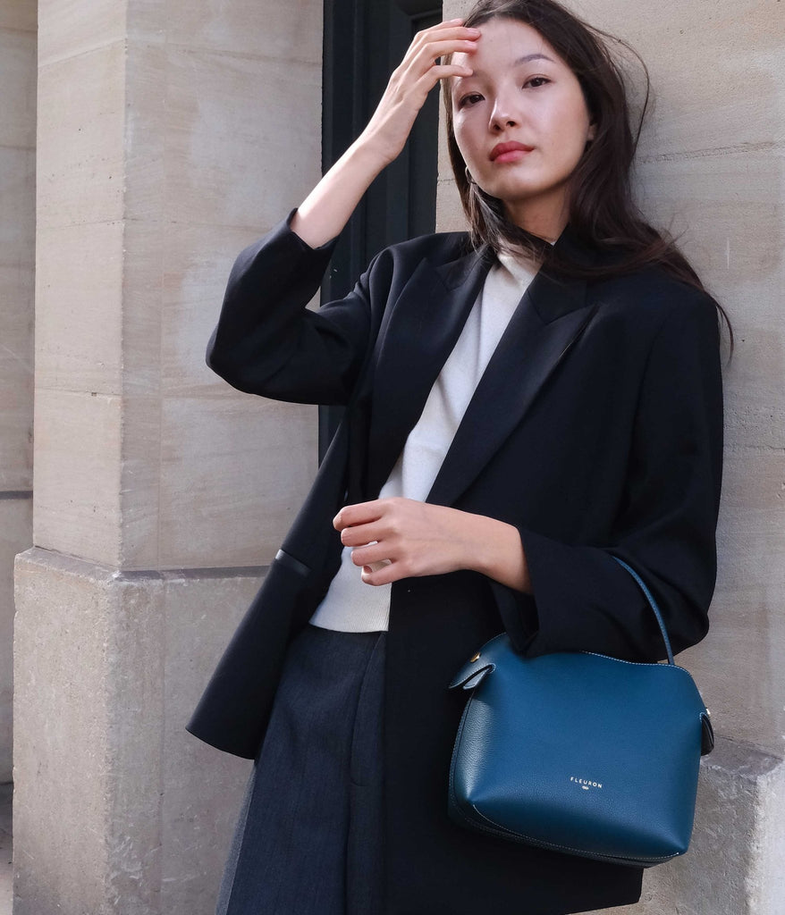 Medium Swann | Bleu Pacifique - Fleuron Paris