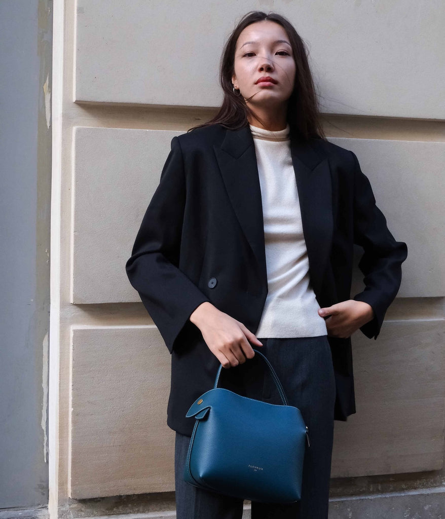 Medium Swann | Bleu Pacifique - Fleuron Paris