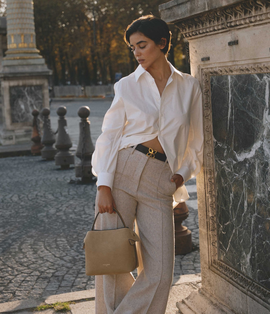 Medium Swann | Suede Biscuit - Fleuron Paris