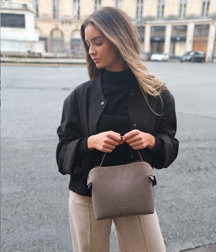 Medium Swann | Suede Taupe - Fleuron Paris