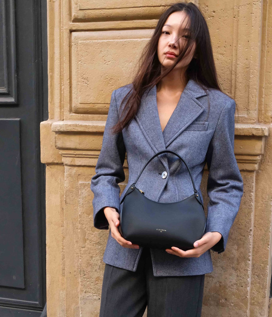 Pivoine | Noir Lisse - Fleuron Paris