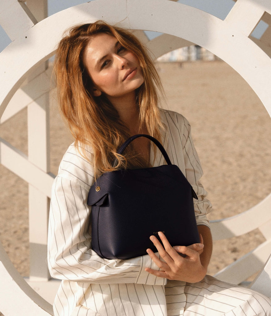 Swann | Bleu Marine - Fleuron Paris