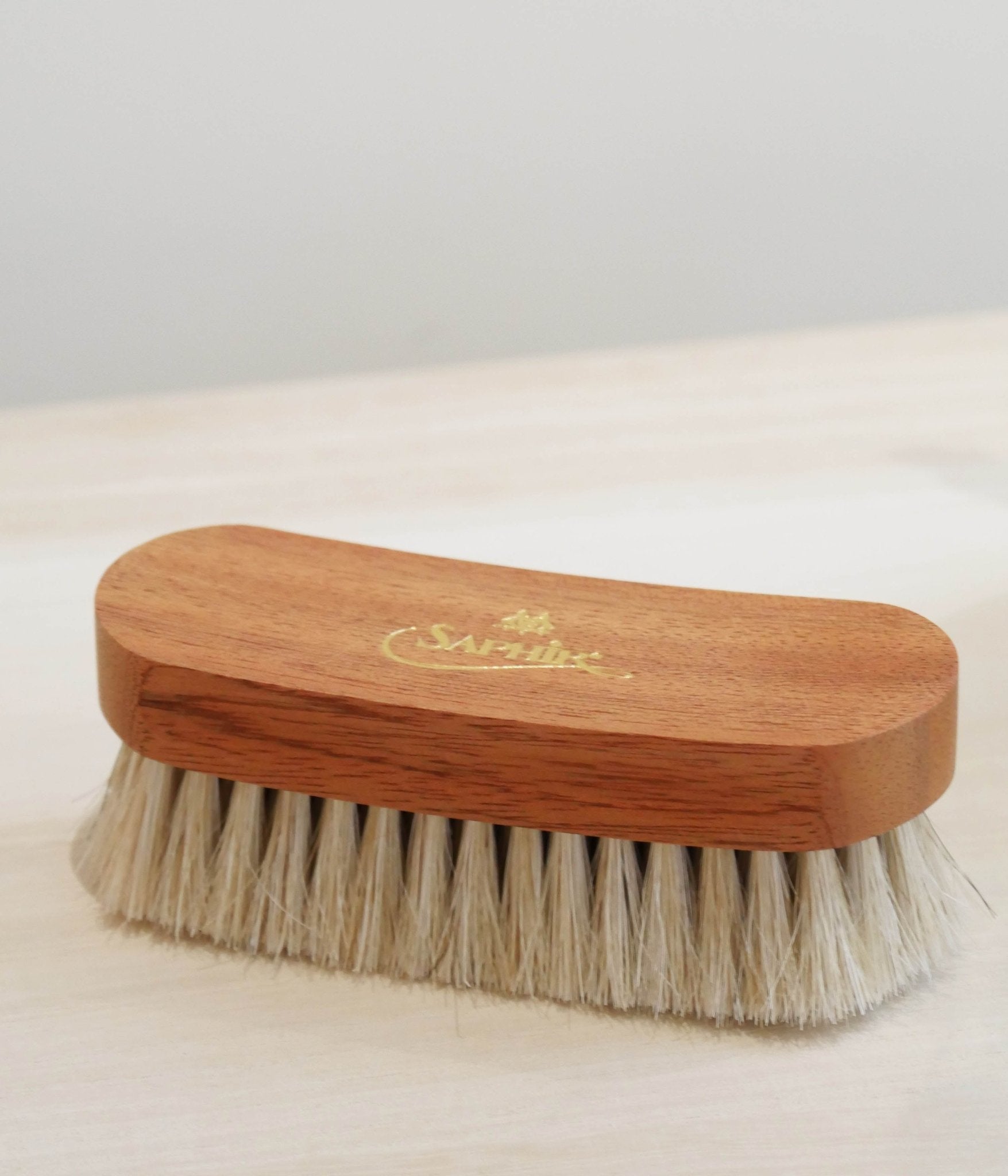 Saphir Brosse Ovale Crin De Cheval - Entretien Cuir Chaussures Et Maroquinerie